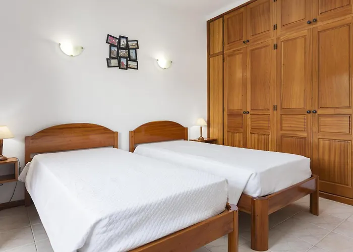 De Santa Eulalia - * Albufeira