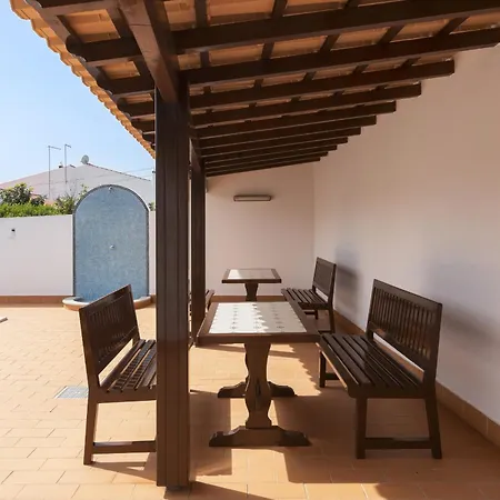فيلة De Santa Eulalia -