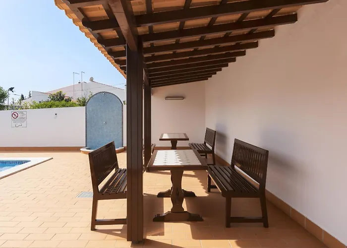 Vila De Santa Eulalia -